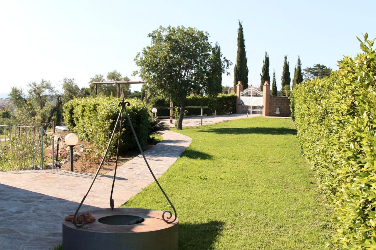 Agriturismo Suite Del Conte San Vincenzo Buitenkant foto