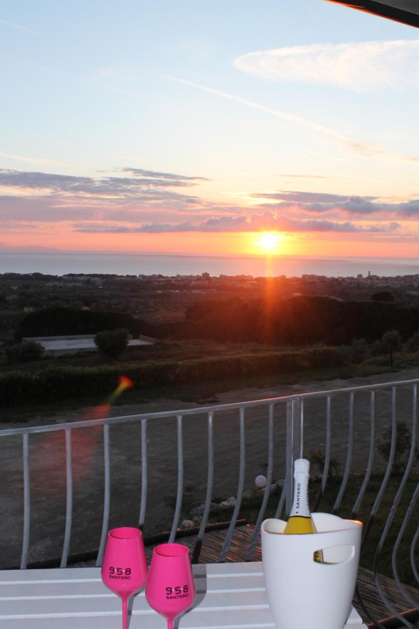 Agriturismo Suite Del Conte San Vincenzo Buitenkant foto